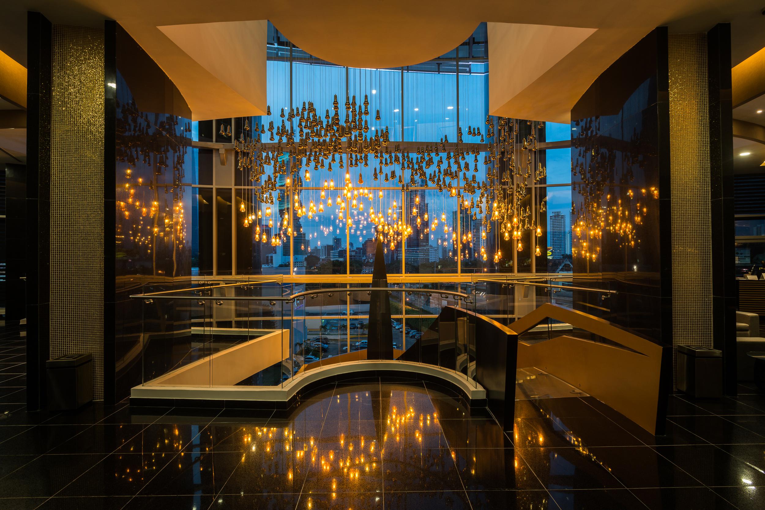 Hotel Las Americas Golden Tower Panama المظهر الخارجي الصورة The interior of the hotel